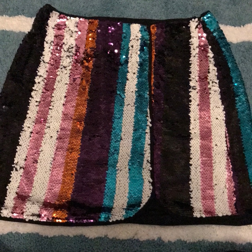 Jun and Ivy sequence min skirt